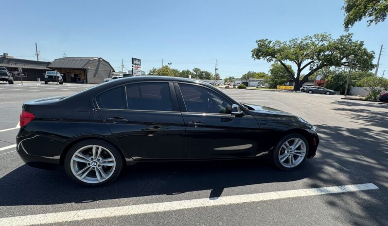 
								BMW série 3 320i full									