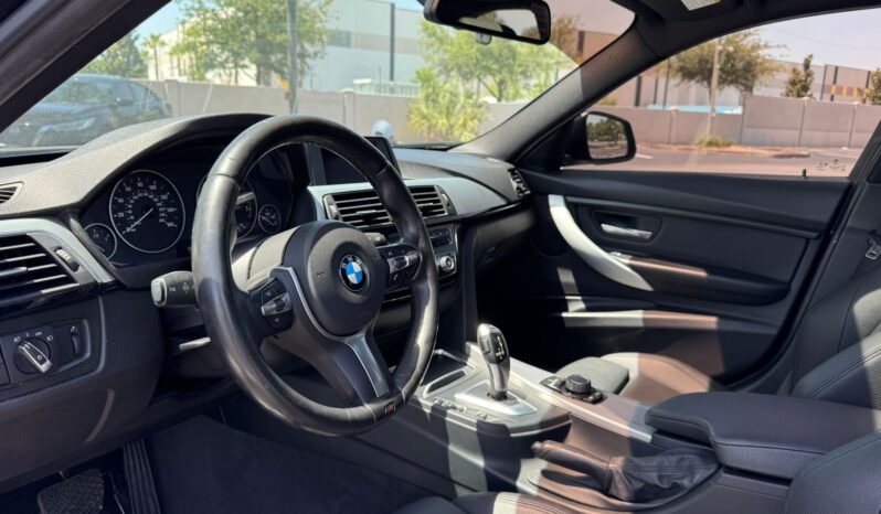 
								BMW série 3 320i full									