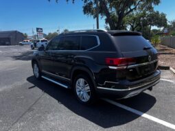 
										Volkswagen Atlas full									